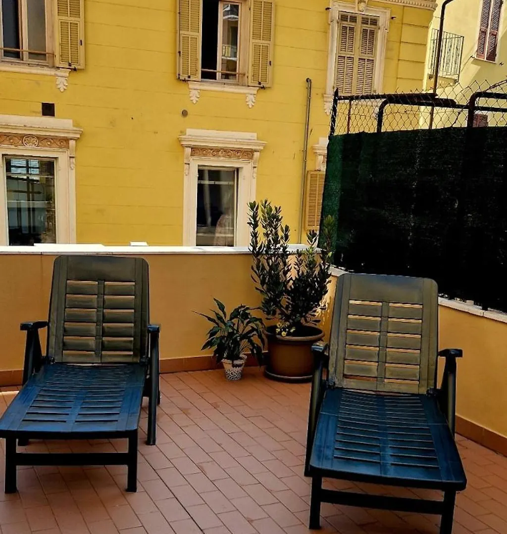 Casa Vacanza Teresita 300Mt Mare Imperia 0*,
